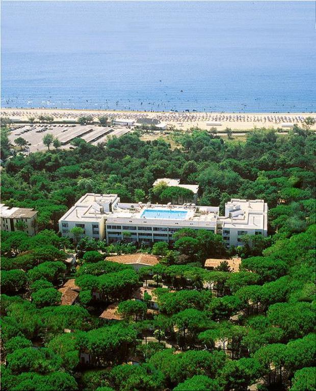 Residence Pinewood Bibione Eksteriør billede